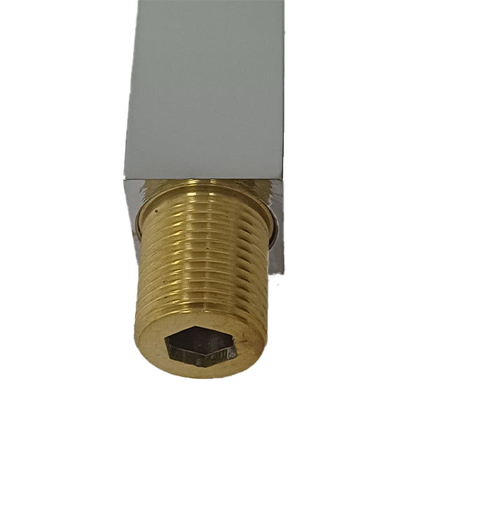 Riova Square Spout With Valve Brass